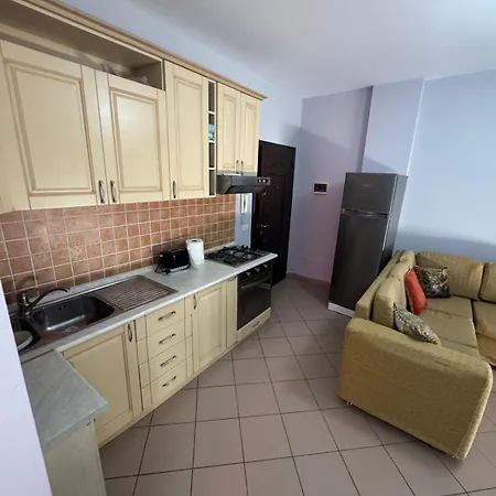 Apartamento Besi Sea *